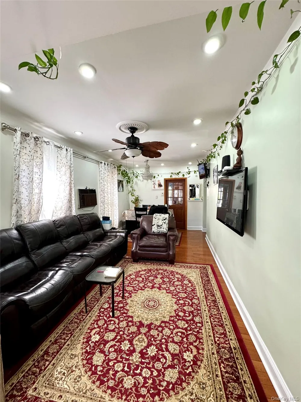 25-18 82nd Street Jackson Heights, NY 11370