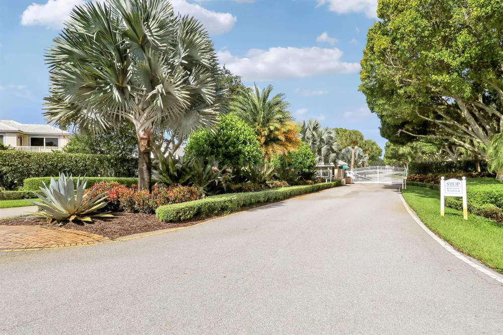8925 SE Riverfront Terrace Tequesta, FL 33469