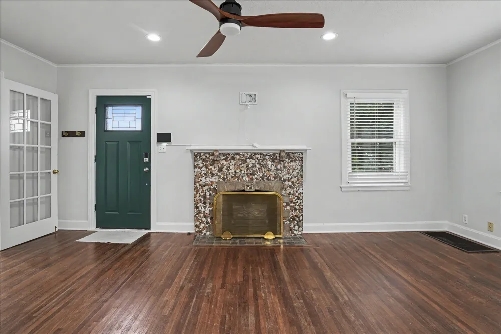1519 S Lewis Place Tulsa, OK 74104
