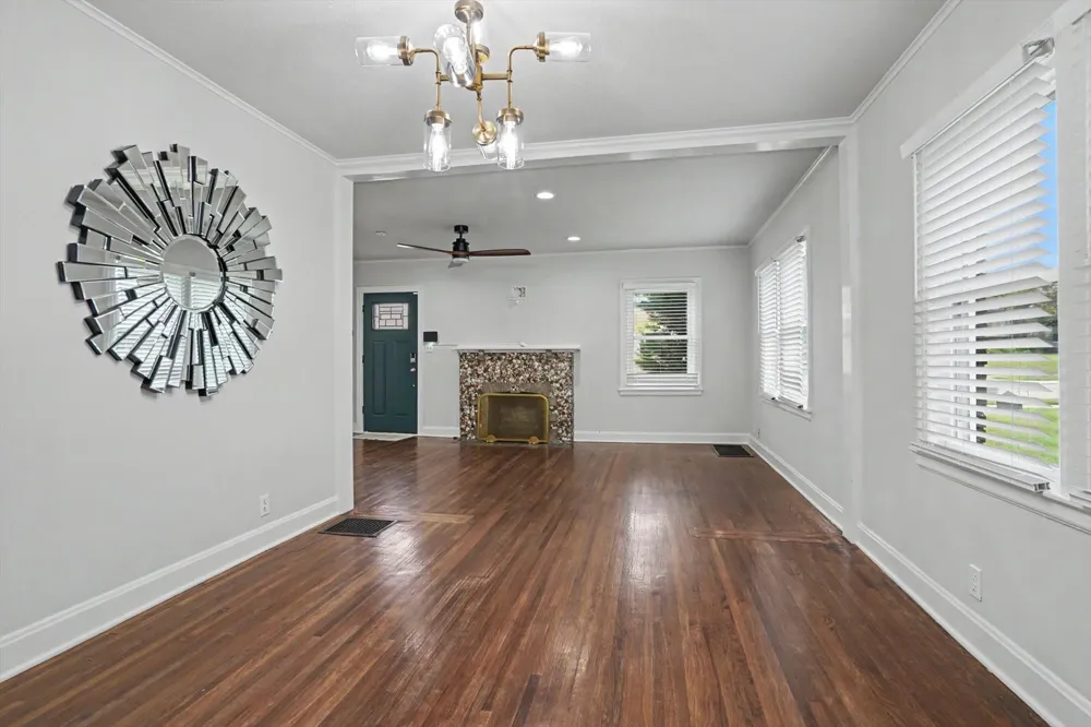 1519 S Lewis Place Tulsa, OK 74104