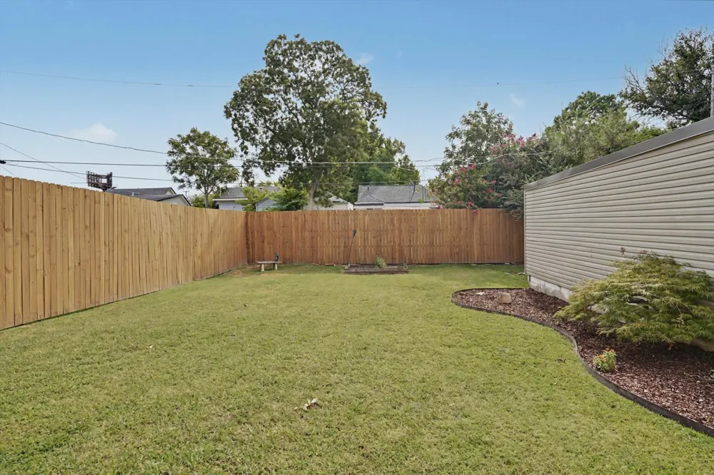 1519 S Lewis Place Tulsa, OK 74104