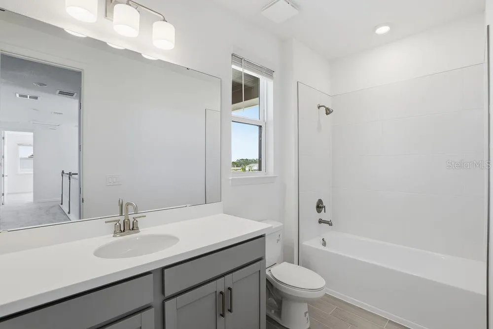 16050 HONEY HARVEST STREET Winter Garden, FL 34787