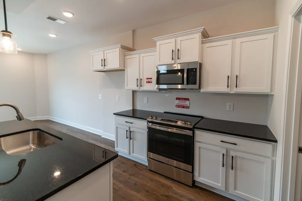 624 Southern Pass Run Clarksville, TN 37043