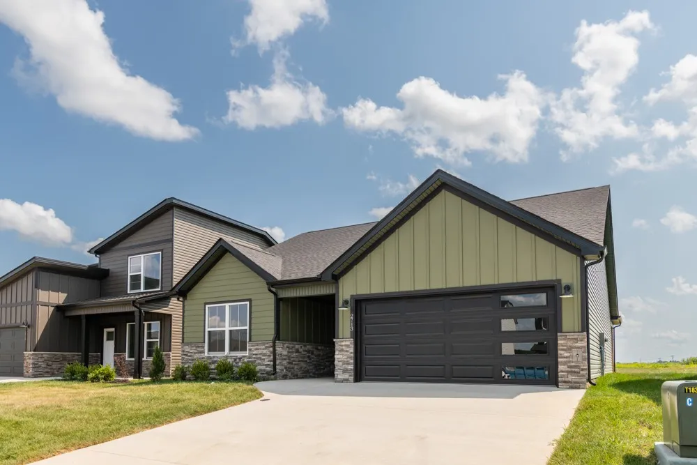 2713 Brewster Drive Clarksville, TN 37042