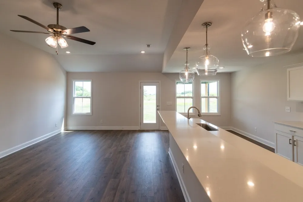 2713 Brewster Drive Clarksville, TN 37042