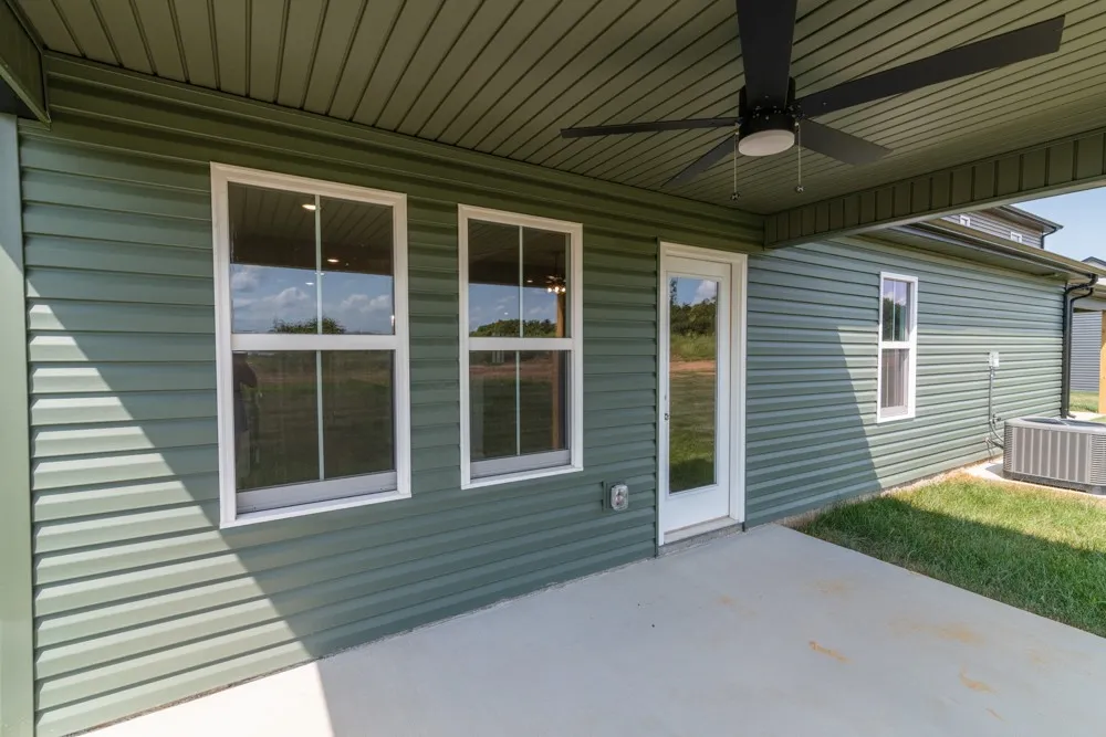 2713 Brewster Drive Clarksville, TN 37042