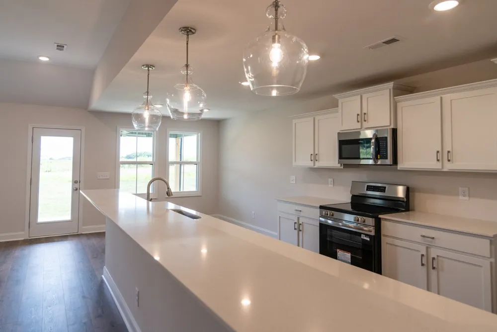 2713 Brewster Drive Clarksville, TN 37042