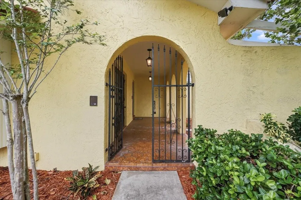 7026 WILLOW RUN LOOP Lakeland, FL 33813