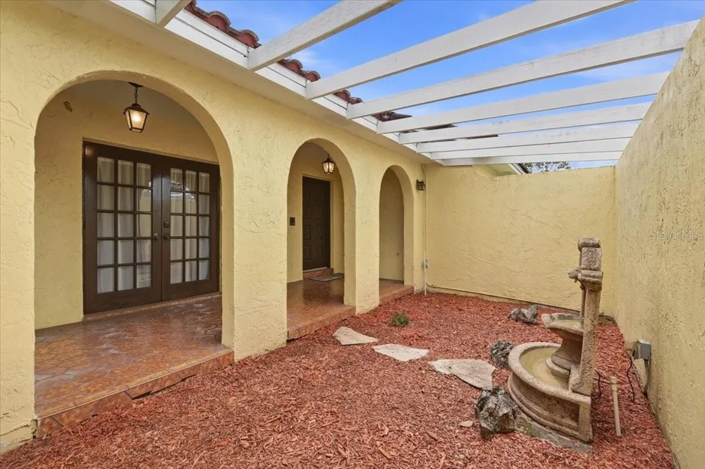 7026 WILLOW RUN LOOP Lakeland, FL 33813