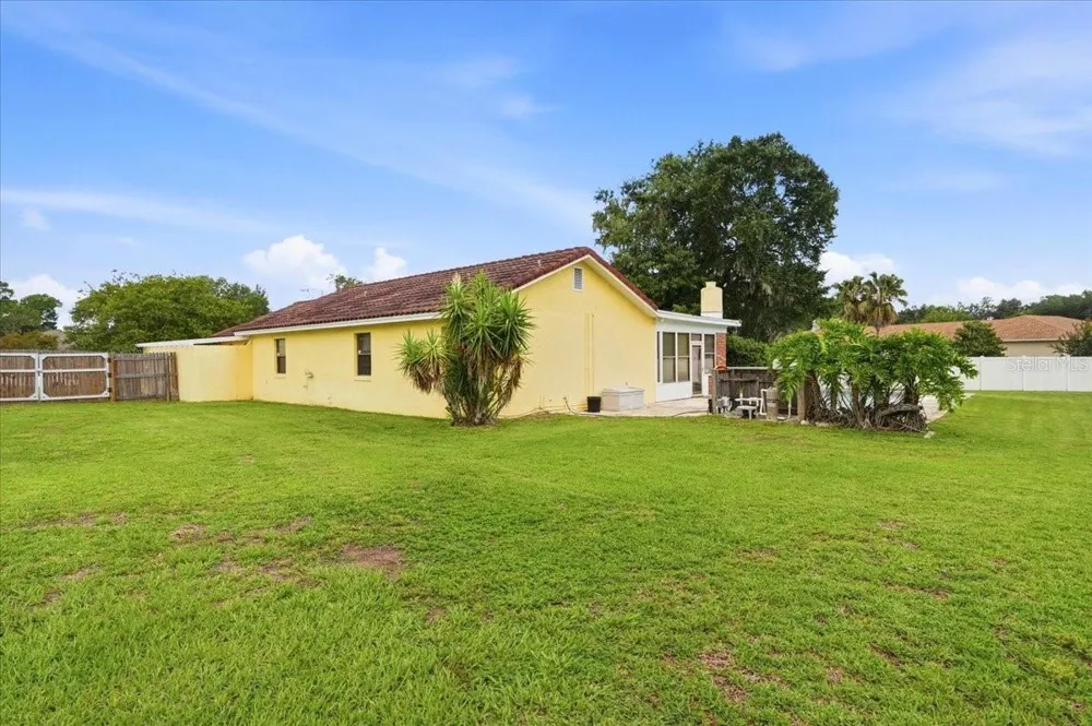 7026 WILLOW RUN LOOP Lakeland, FL 33813