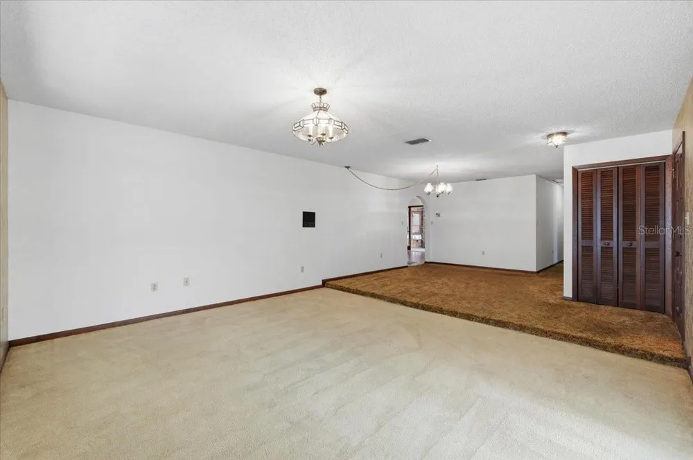 7026 WILLOW RUN LOOP Lakeland, FL 33813