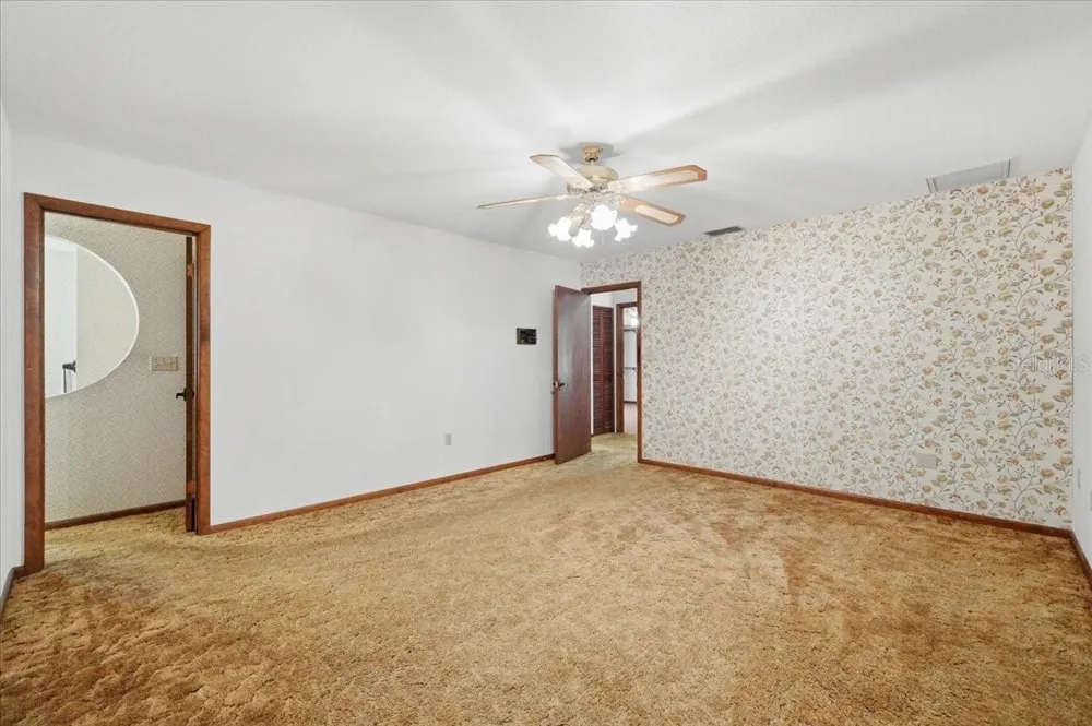 7026 WILLOW RUN LOOP Lakeland, FL 33813