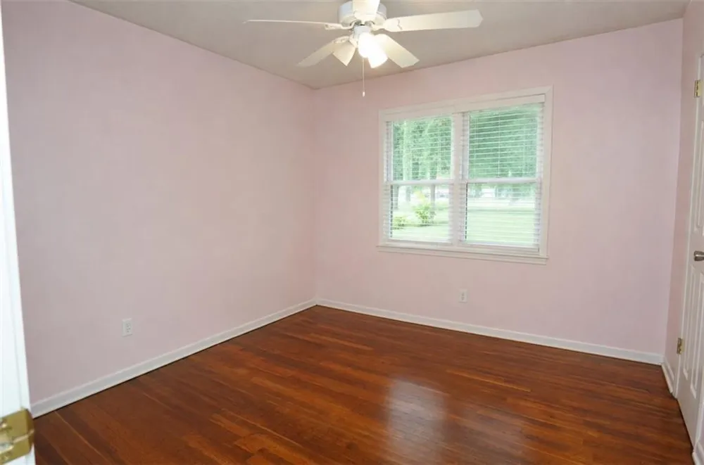 613 Sheppard Road Stone Mountain, GA 30083
