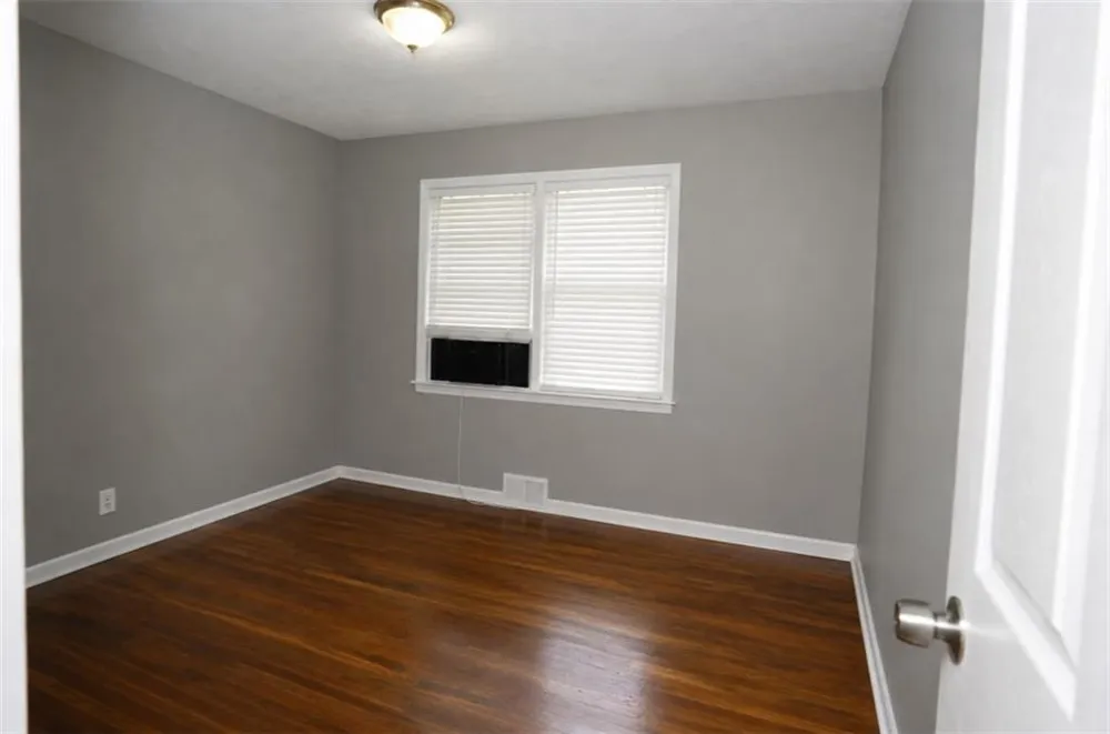 613 Sheppard Road Stone Mountain, GA 30083