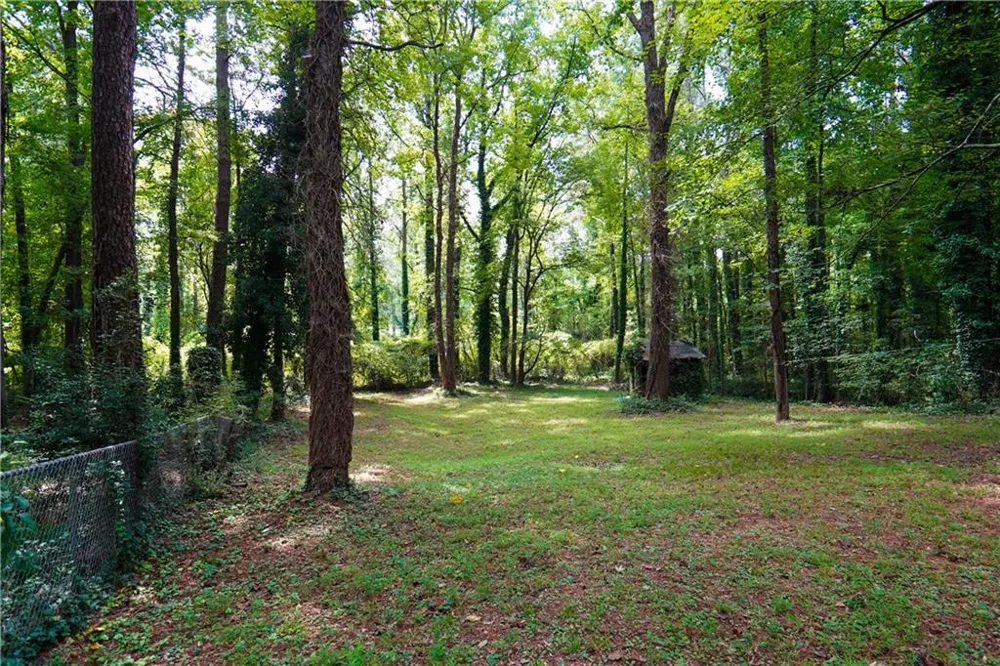 613 Sheppard Road Stone Mountain, GA 30083