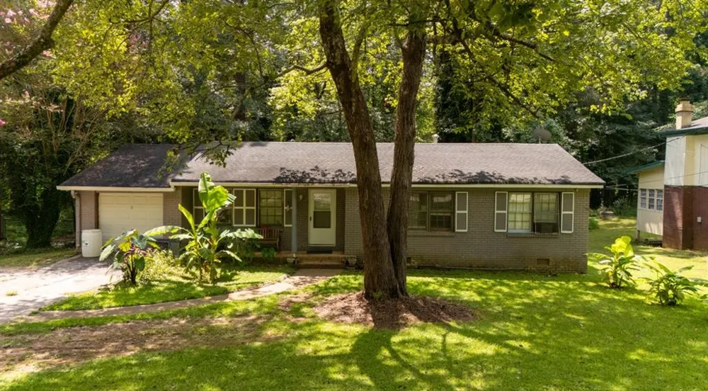 613 Sheppard Road Stone Mountain, GA 30083