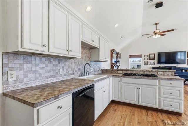 458 Grey Squirrel Way Franktown, CO 80116