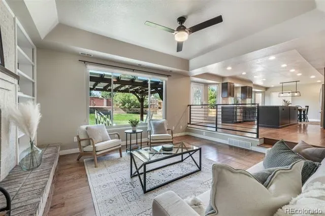 2815 Helmsdale Drive Colorado Springs, CO 80920