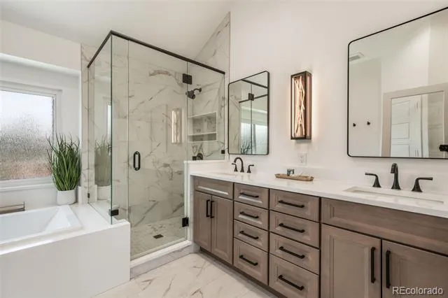 2815 Helmsdale Drive Colorado Springs, CO 80920