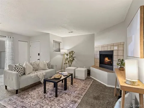 8910 Fox Drive #9