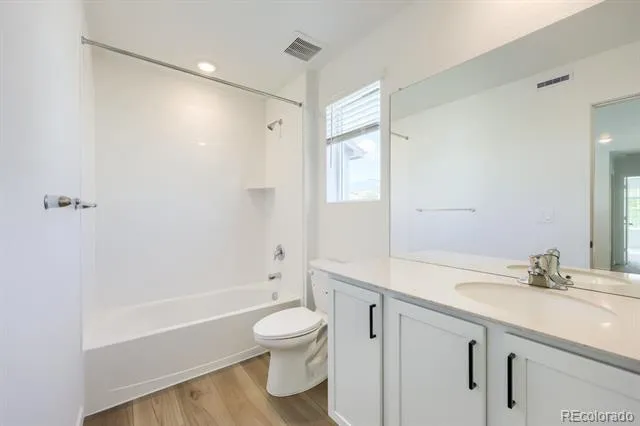 2664 Lower Crags Point Colorado Springs, CO 80904