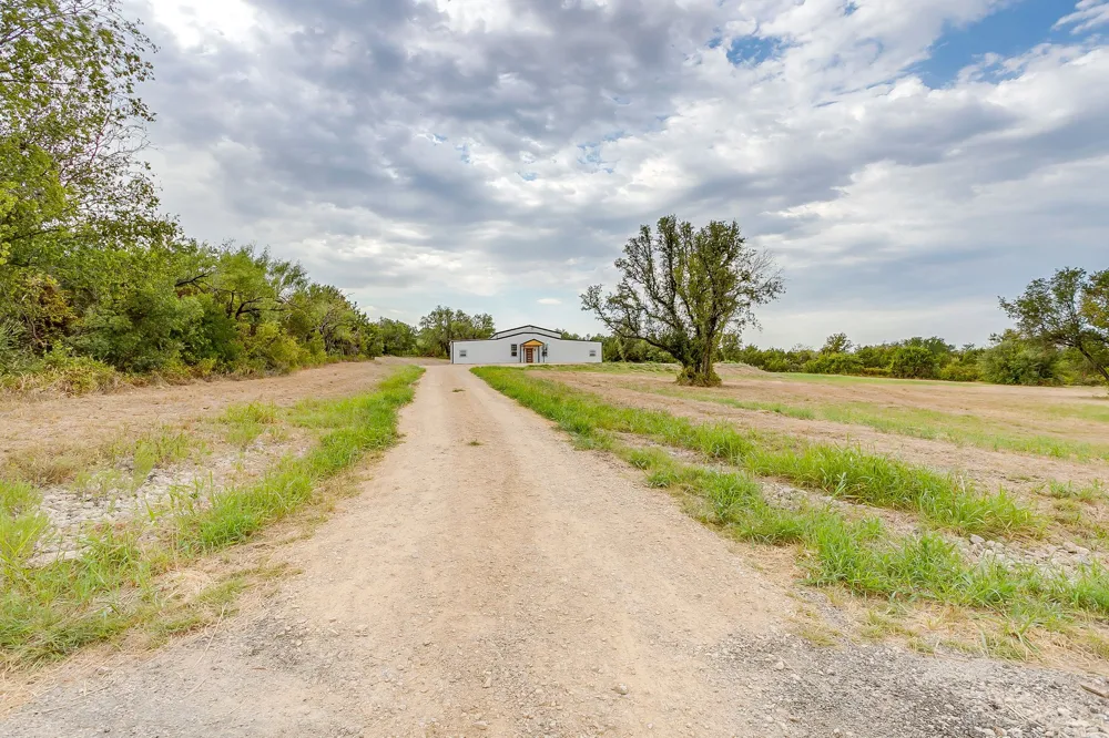 1011 Carsyn Creek Road Weatherford, TX 76087