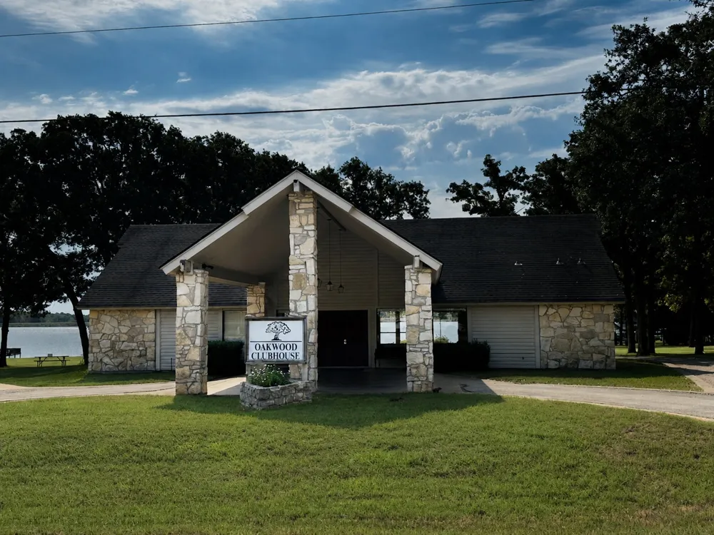 36 Pedernales East Athens, TX 75752