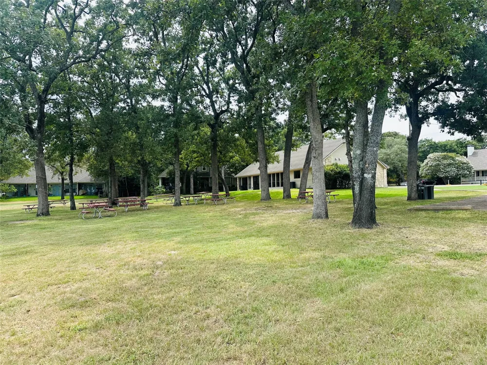 36 Pedernales East Athens, TX 75752