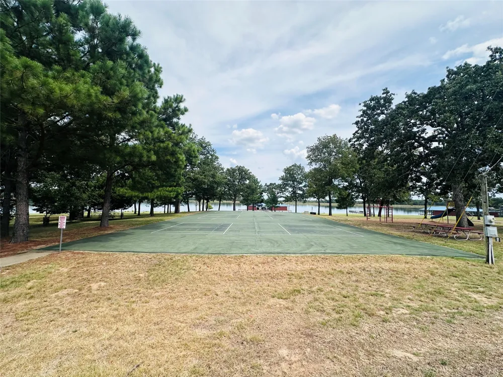 36 Pedernales East Athens, TX 75752