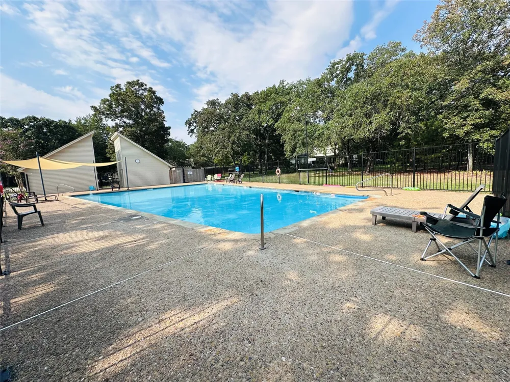 36 Pedernales East Athens, TX 75752