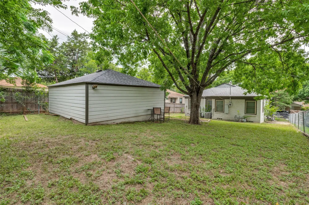 408 Oak Cliff Boulevard #408 & 410 Dallas, TX 75208