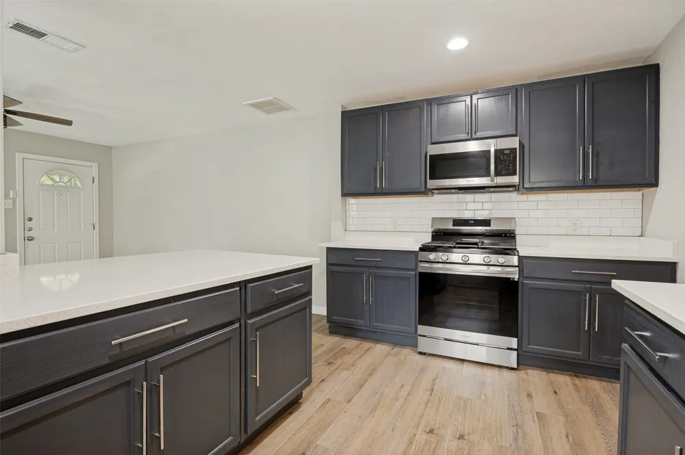 408 Oak Cliff Boulevard #408 & 410 Dallas, TX 75208