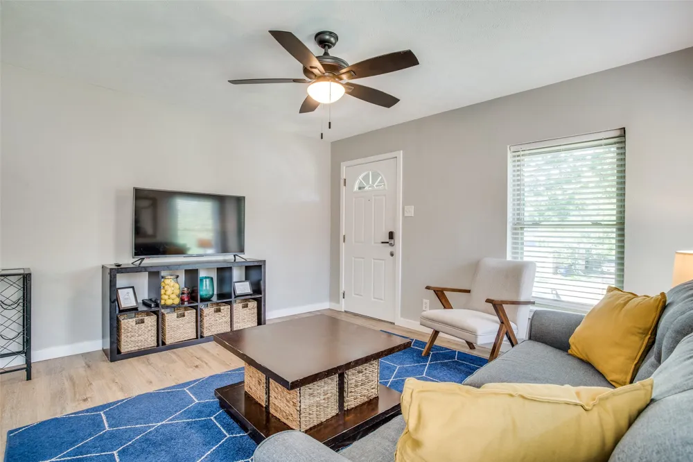 408 Oak Cliff Boulevard #408 & 410 Dallas, TX 75208