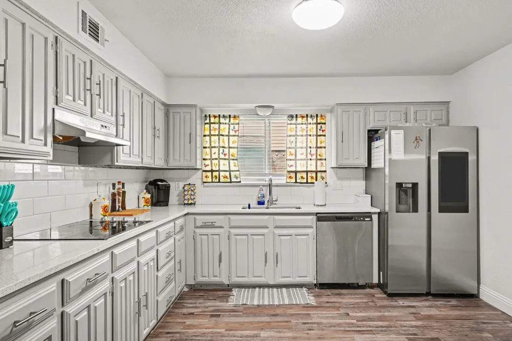 3217 Knights Haven Lane Garland, TX 75044