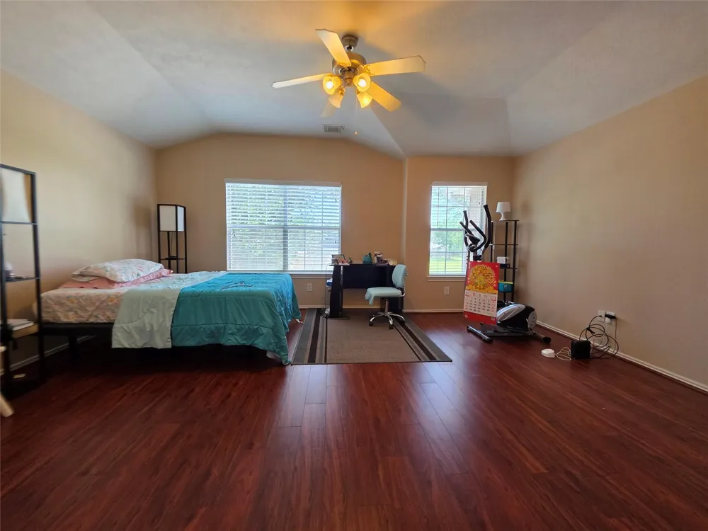 3409 Victorian Manor Lane Houston, TX 77047