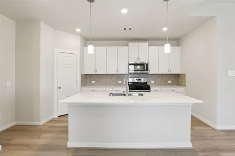 5213 Redbud Valley Drive