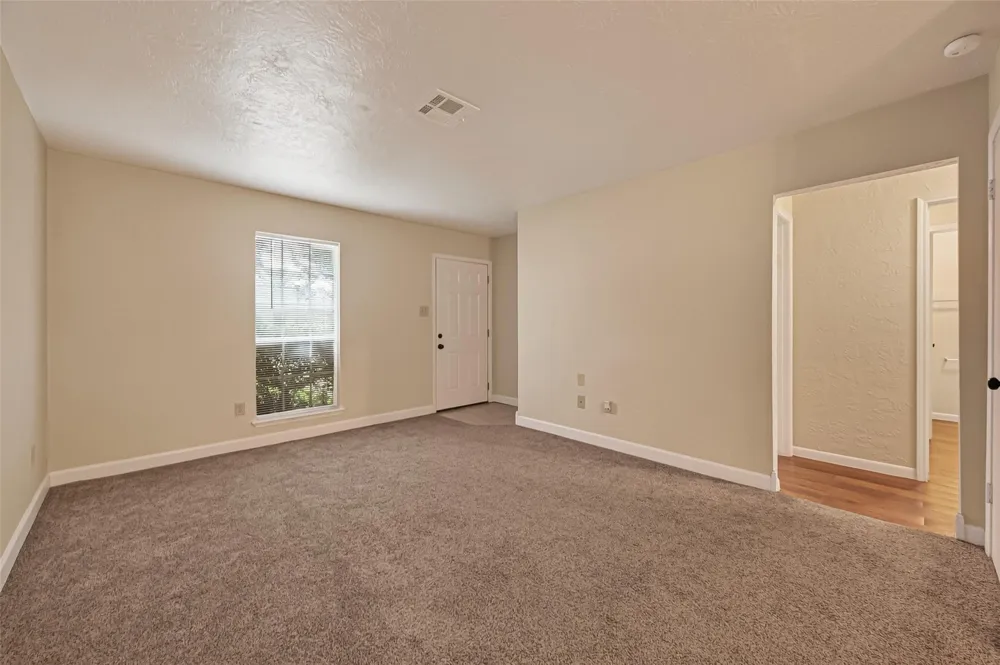 2214 Buchanan Drive Baytown, TX 77520