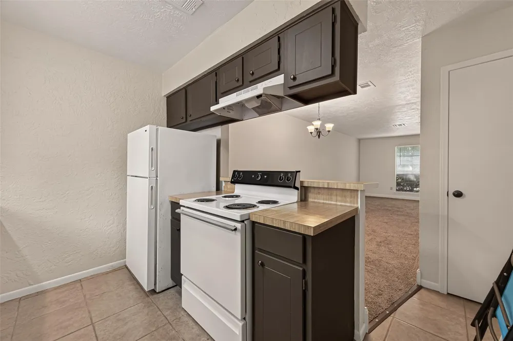 2214 Buchanan Drive Baytown, TX 77520