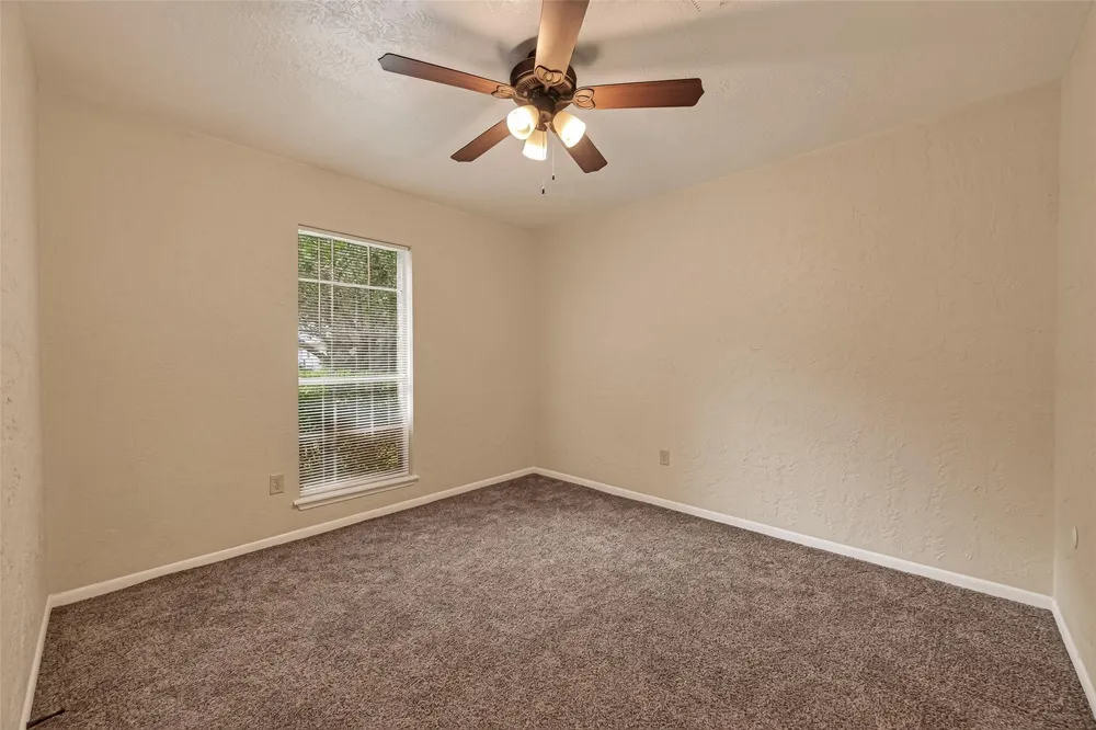 2214 Buchanan Drive Baytown, TX 77520