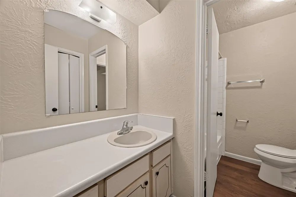 2214 Buchanan Drive Baytown, TX 77520