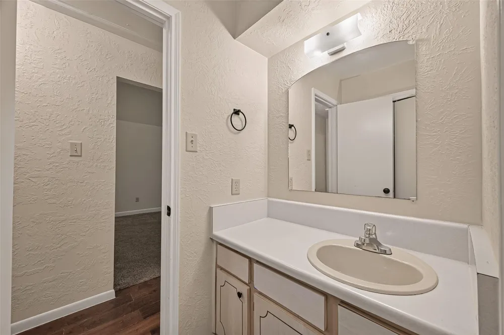 2214 Buchanan Drive Baytown, TX 77520