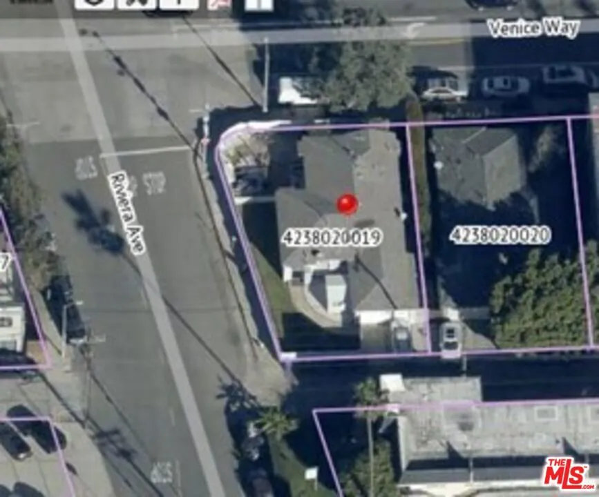 404 Venice Way Los Angeles, CA 90291