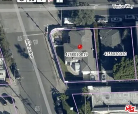 404 Venice Way