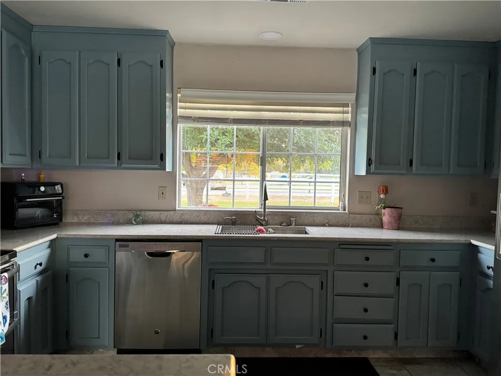 8220 Marek Road Los Molinos, CA 96055