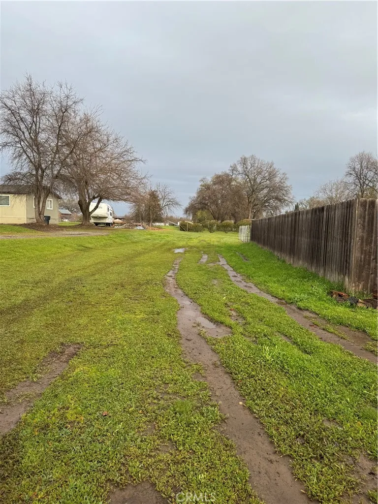 8220 Marek Road Los Molinos, CA 96055