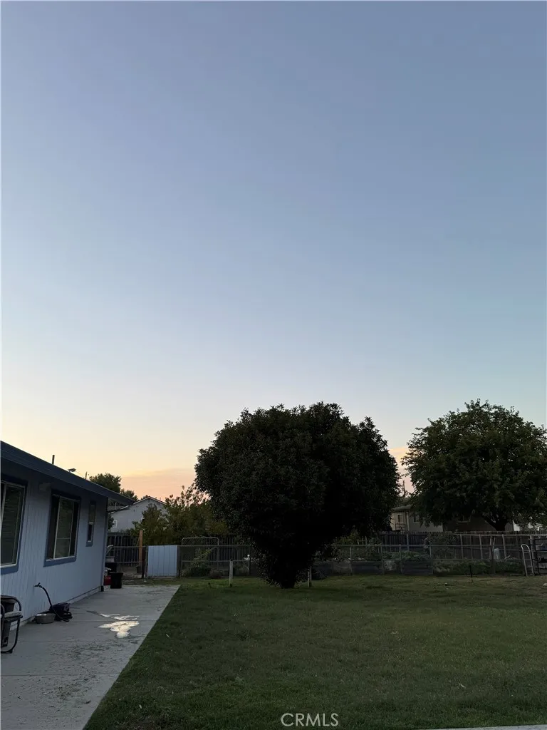 8220 Marek Road Los Molinos, CA 96055