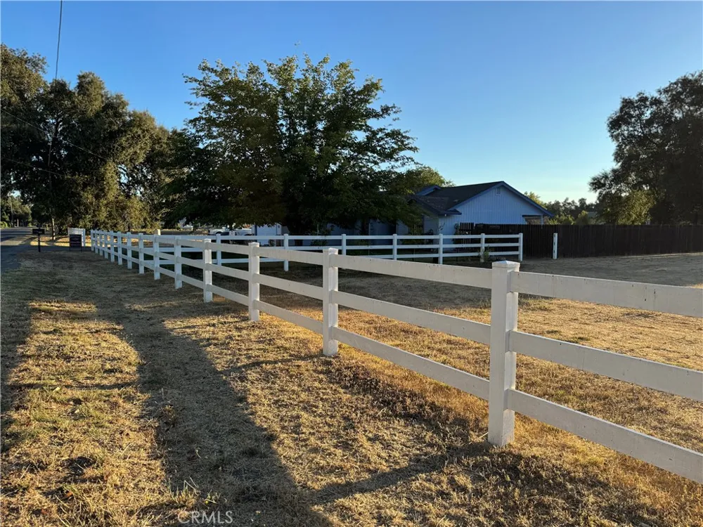 8220 Marek Road Los Molinos, CA 96055