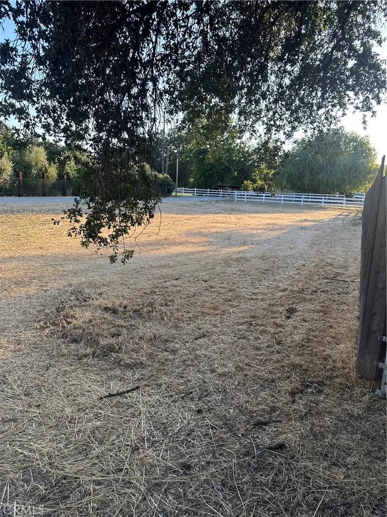 8220 Marek Road Los Molinos, CA 96055