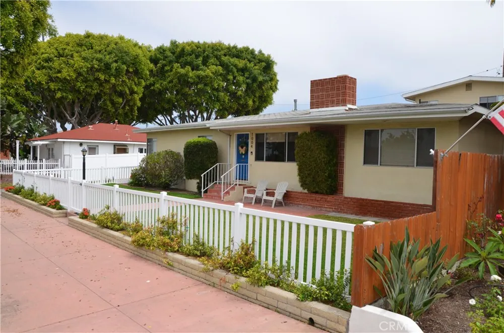 1004 El Prado San Clemente, CA 92672