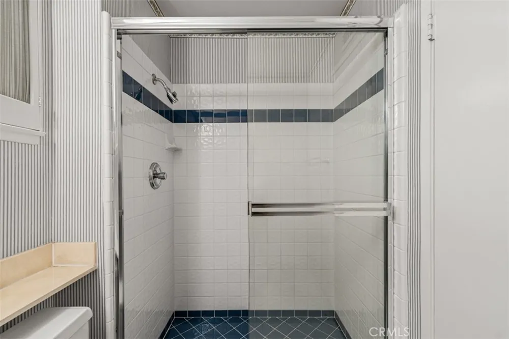 13542 La Jara Cerritos, CA 90703